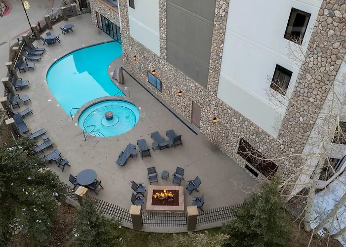 Grand Lodge Studio Pool Hot Tub Pets Skiing